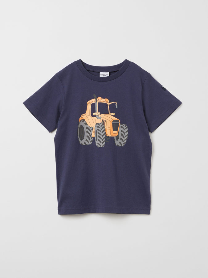 Cotton Kids Tractor Print T-Shirt from the Polarn O. Pyret kidswear collection. Nordic kids clothes made from sustainable sources.
