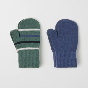 Kids Magic Mittens Multipack from the Polarn O. Pyret outerwear collection. Ethically produced kids outerwear.