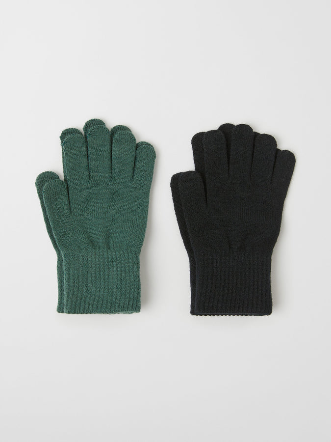 Green Kids Magic Gloves Multipack from the Polarn O. Pyret outerwear collection. Made using ethically sourced materials.
