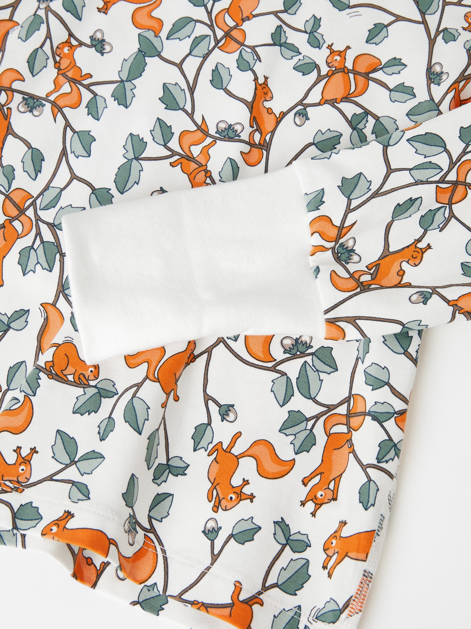 Squirrel Print Kids White Pyjamas from the Polarn O. Pyret kids collection. The best ethical kids clothes