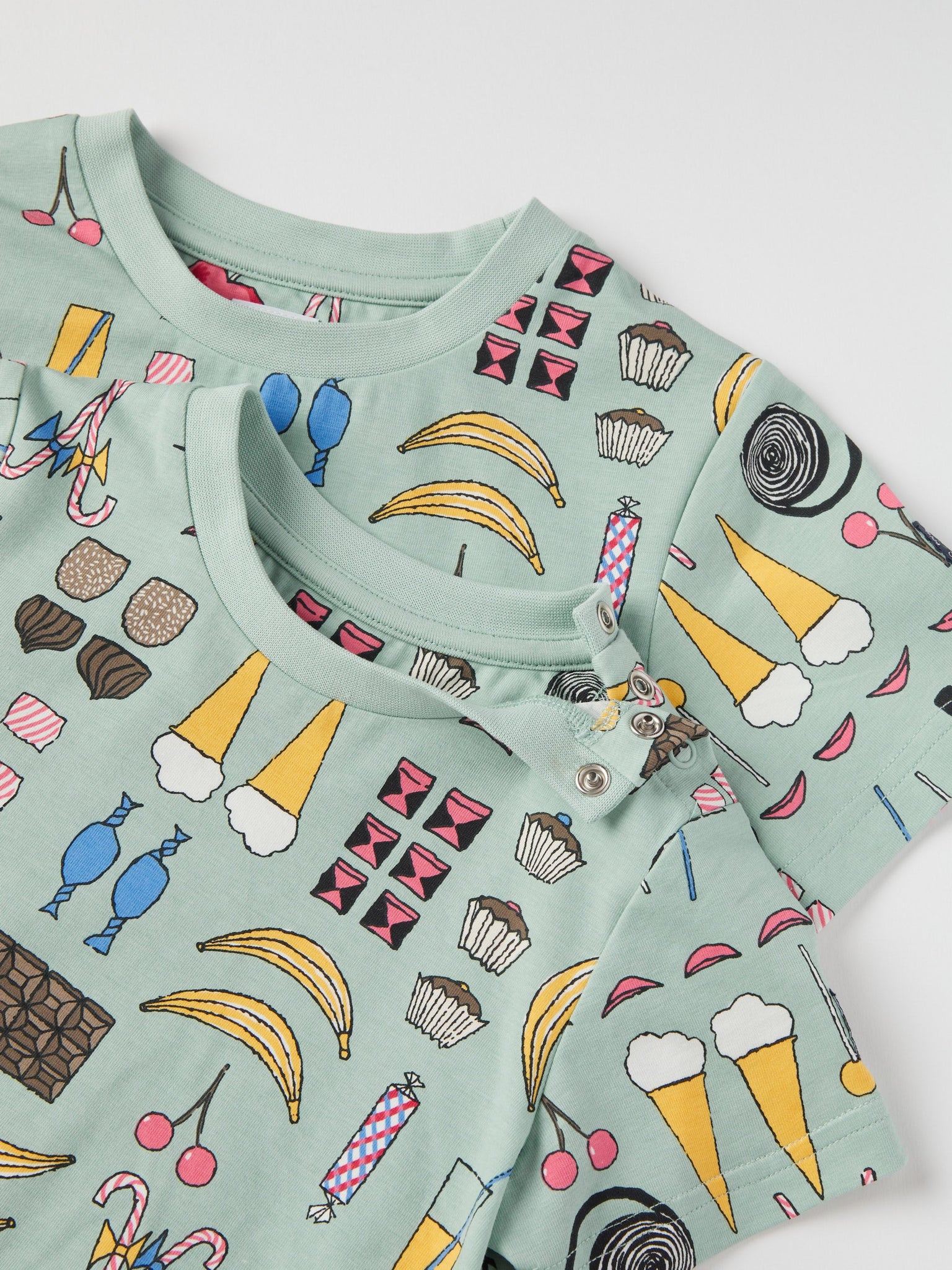 Sweet Treats Print Kids T-Shirt from the Polarn O. Pyret kidswear collection. Ethically produced kids clothing.
