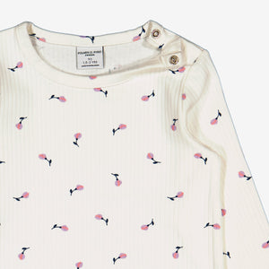  Organic White Floral Top from Polarn O. Pyret Kidswear. Made from sustainably sourced materials.