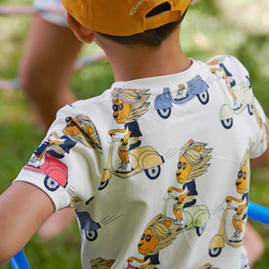 Lion Print Kids T-Shirt from Polarn O. Pyret Kidswear. Ethically made and sustainably sourced materials.