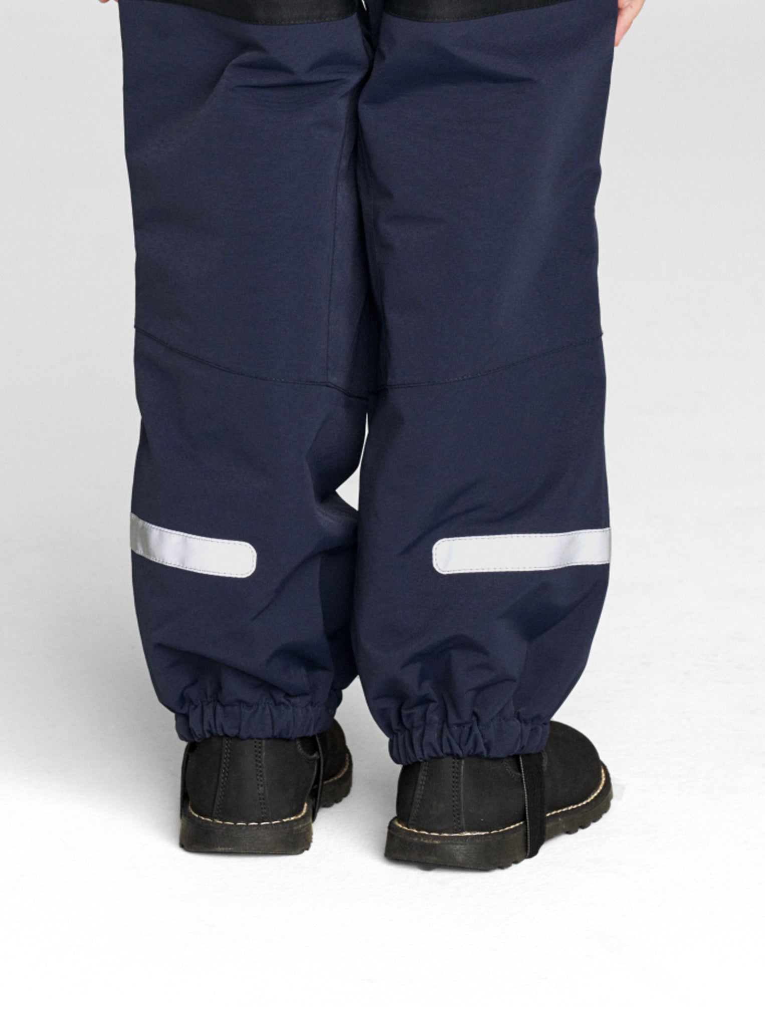 Navy Kids Waterproof Trousers from the Polarn O. Pyret kidswear collection. Quality kids clothing made to last.