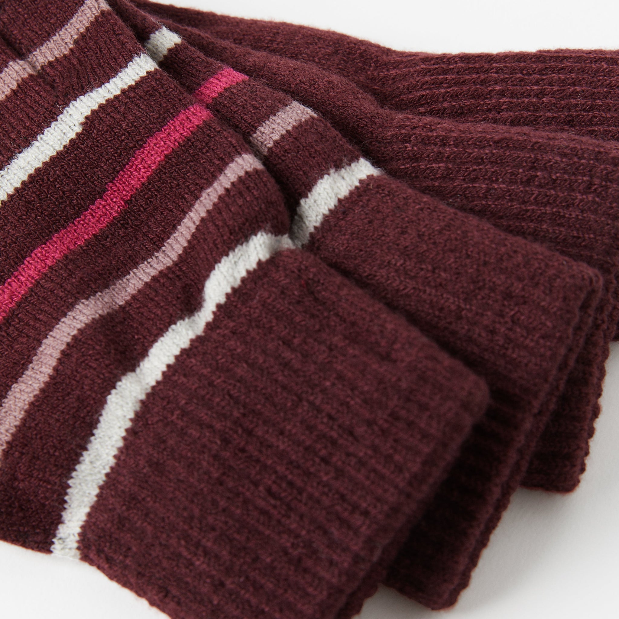 Burgundy Magic Kids Gloves Multipack from the Polarn O. Pyret kidswear collection. Made from sustainable sources.