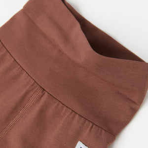 Organic Cotton Brown Baby Leggings from the Polarn O. Pyret Kidswear collection. Ethically produced kids clothing.