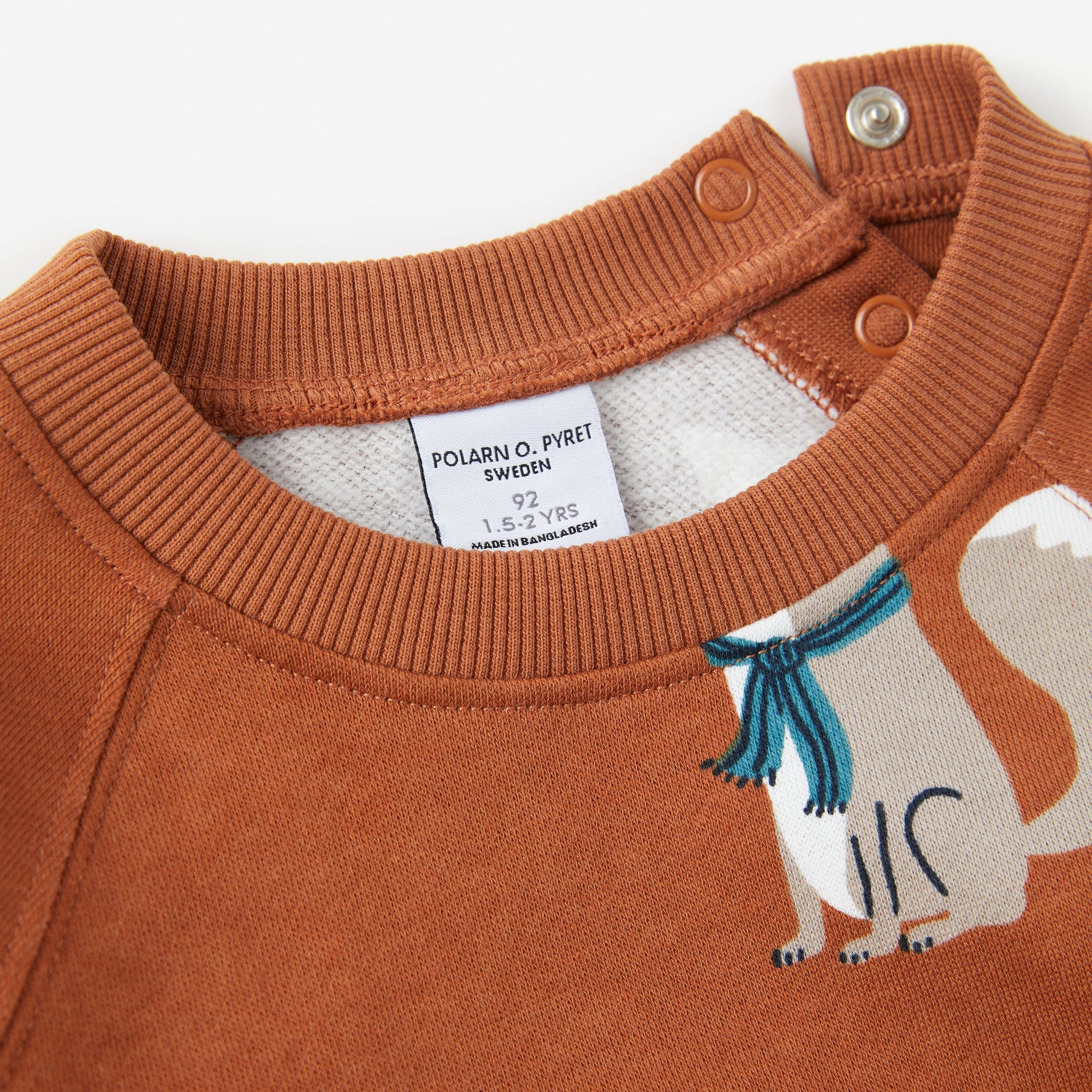 Orange Fox Print Kids Sweatshirt from the Polarn O. Pyret kidswear collection. Nordic kids clothes made from sustainable sources.