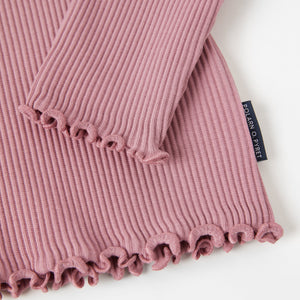 Ruffled Organic Cotton Pink Kids Top from the Polarn O. Pyret kidswear collection. Ethically produced kids clothing.