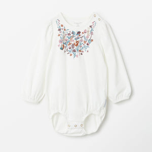 Organic Cotton Floral White Babygrow from the Polarn O. Pyret babywear collection. Clothes made using sustainably sourced materials.