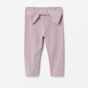 Ruffled Cotton Pink Baby Leggings from the Polarn O. Pyret babywear collection. Nordic baby clothes made from sustainable sources.