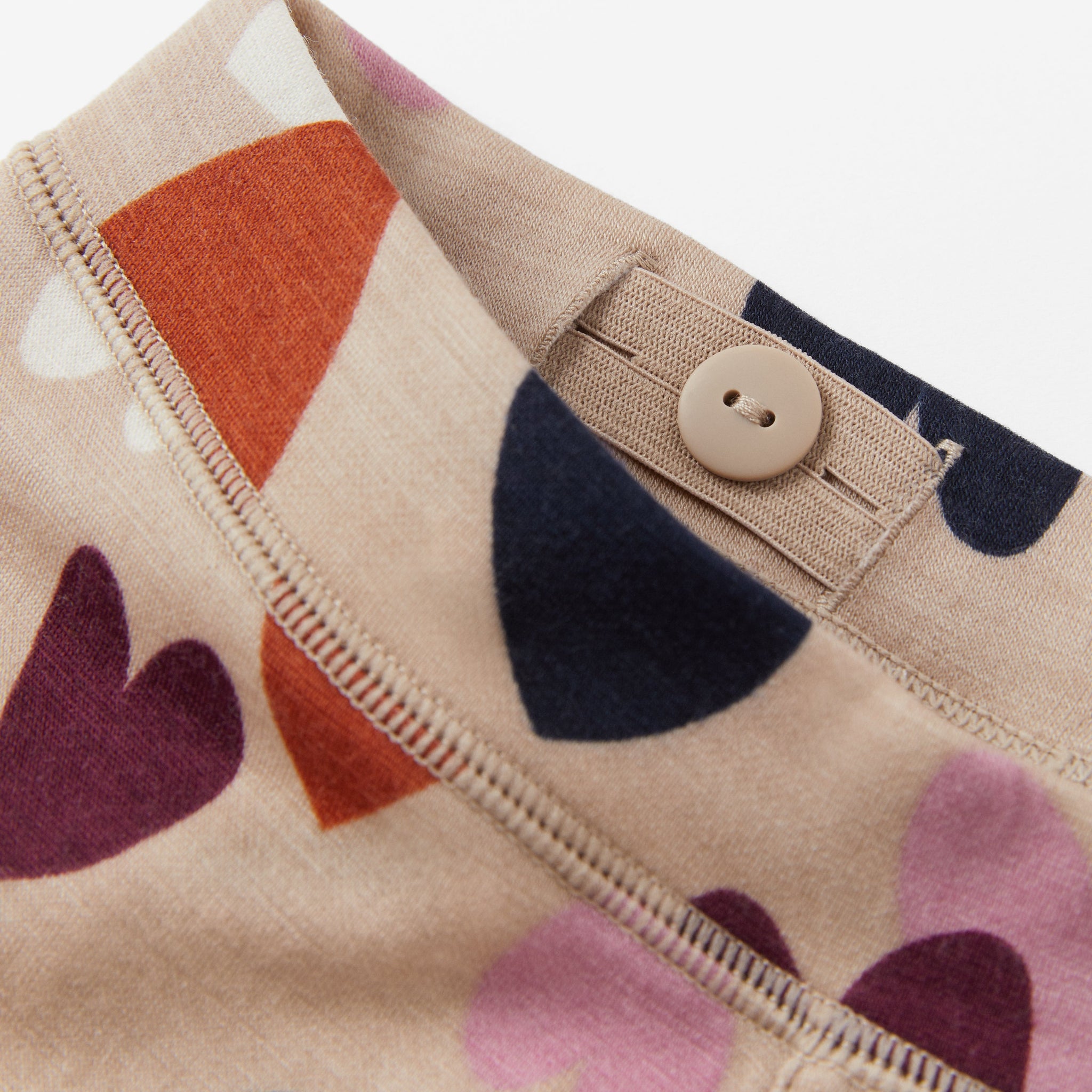 Merino Wool Beige Kids Leggings from the Polarn O. Pyret kidswear collection. Nordic kids clothes made from sustainable sources.