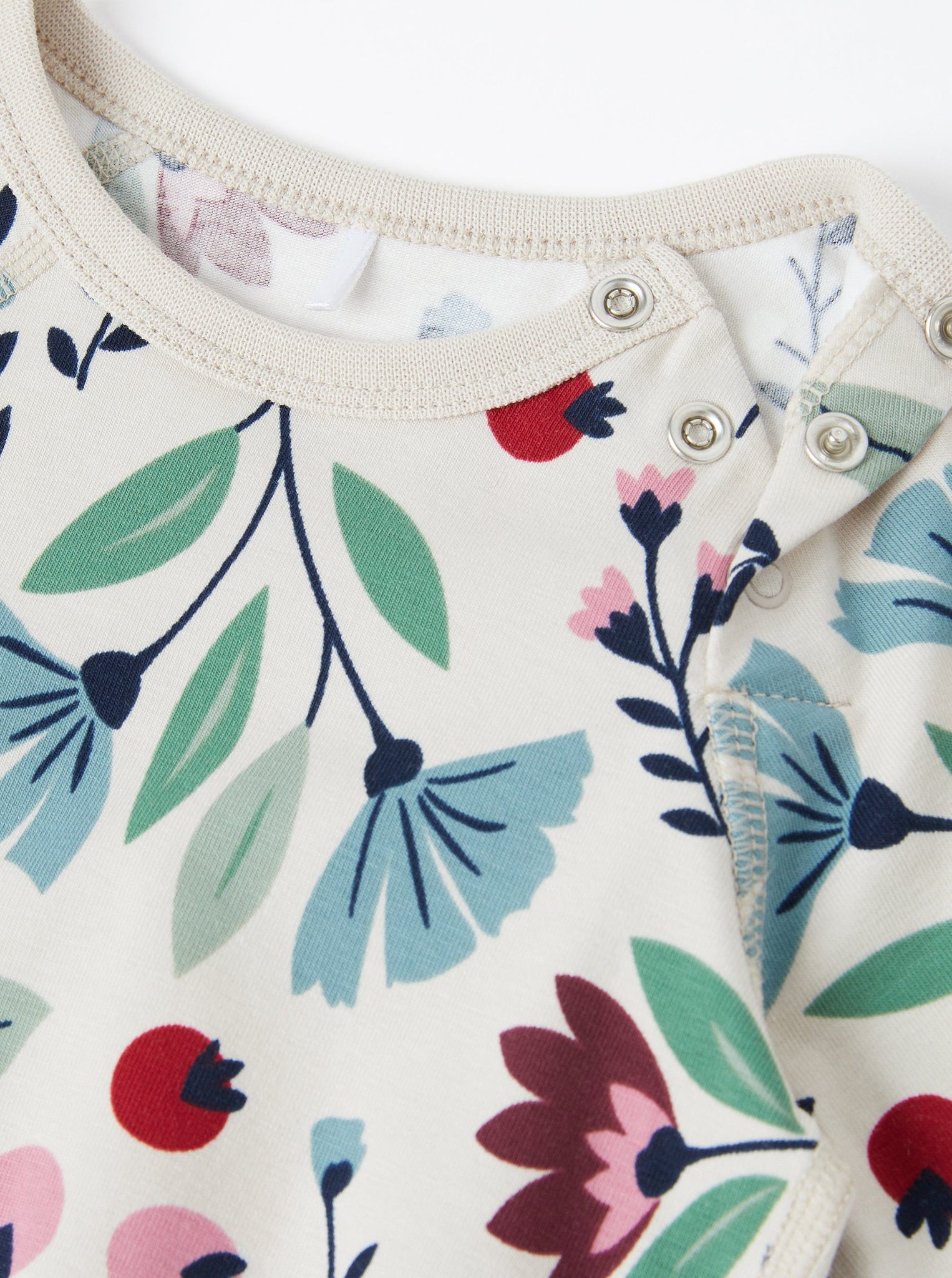 Organic Cotton Floral Print Babygrow from the Polarn O. Pyret baby collection. Nordic baby clothes made from sustainable sources.