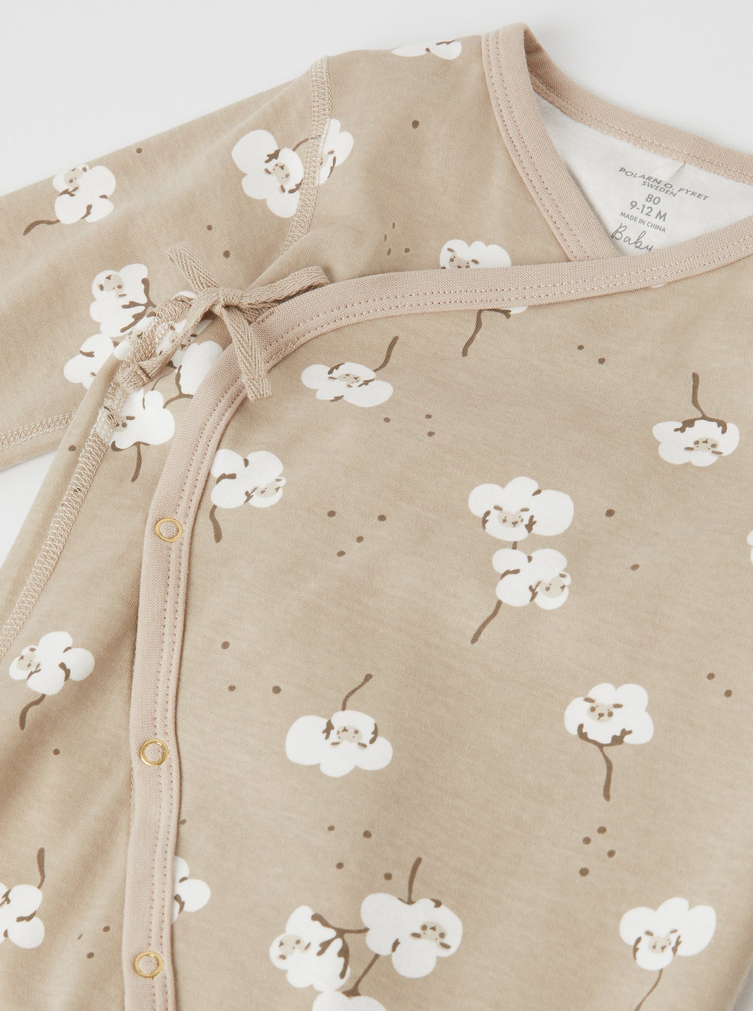 Sheep Print Cotton Baby Romper from the Polarn O. Pyret babywear collection. Nordic kids clothes made from sustainable sources.