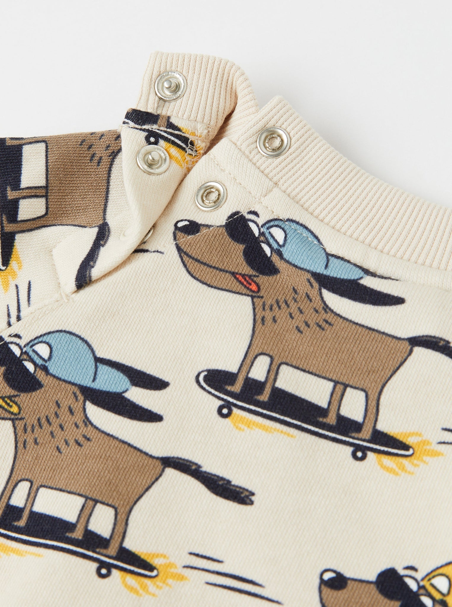 Dog Print Beige Kids Sweatshirt from the Polarn O. Pyret kidswear collection. Clothes made using sustainably sourced materials.