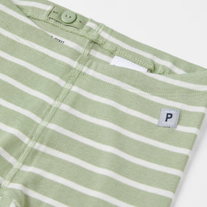 Organic Cotton Green Baby Leggings from the Polarn O. Pyret babywear collection. The best ethical kids clothes