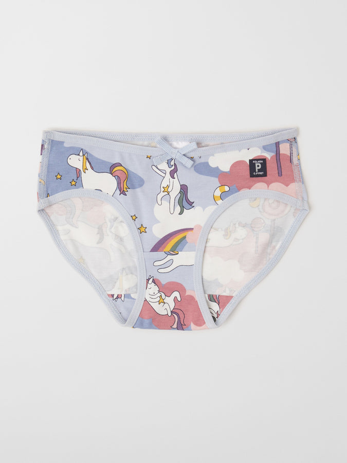 Organic Cotton Girls Briefs from the Polarn O. Pyret kidswear collection. Ethically produced kids clothing.