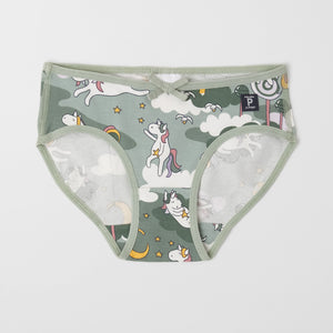 Organic Cotton Girls Briefs from the Polarn O. Pyret kidswear collection. Nordic kids clothes made from sustainable sources.